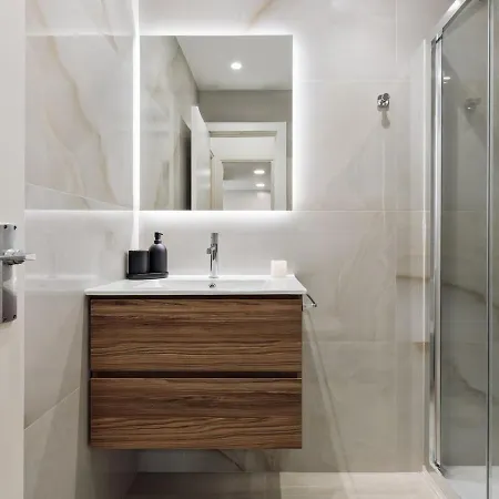 Iztapa - 4 Bedrooms In Eixample Esquerra Apartmán *