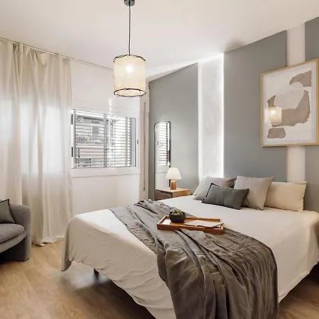 Iztapa - 4 Bedrooms In Eixample Esquerra *