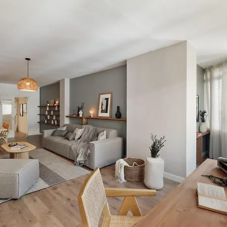 דירה Iztapa - 4 Bedrooms In Eixample Esquerra