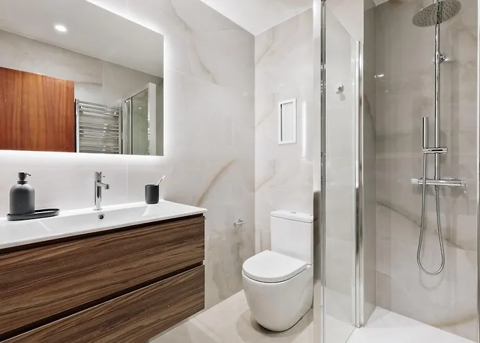 Iztapa - 4 Bedrooms In Eixample Esquerra