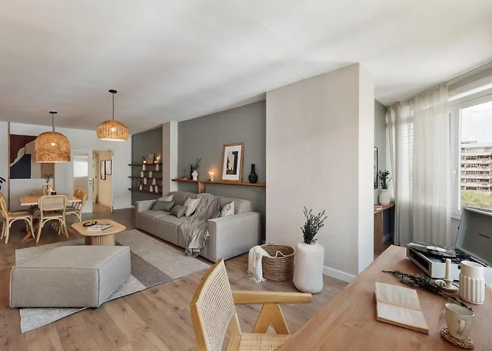 דירה Iztapa - 4 Bedrooms In Eixample Esquerra