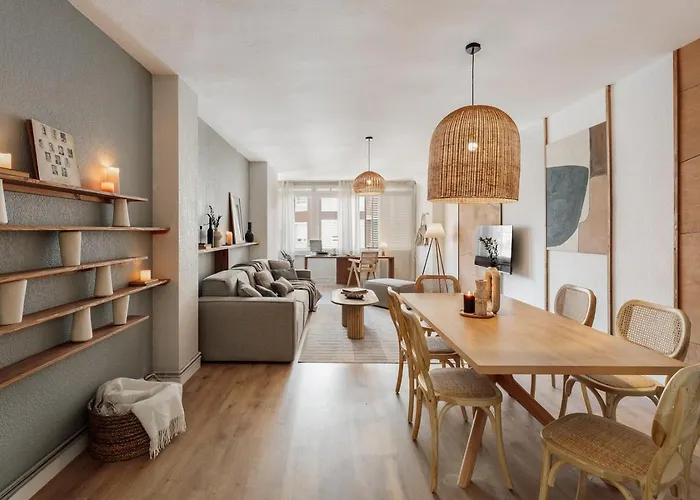 Iztapa - 4 Bedrooms In Eixample Esquerra *